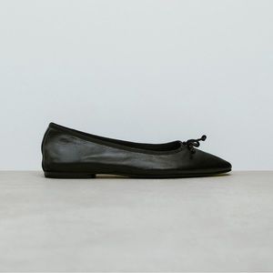 ZARA Black Leather Ballet Flats with Bow, Size US 7.5 / EU 38